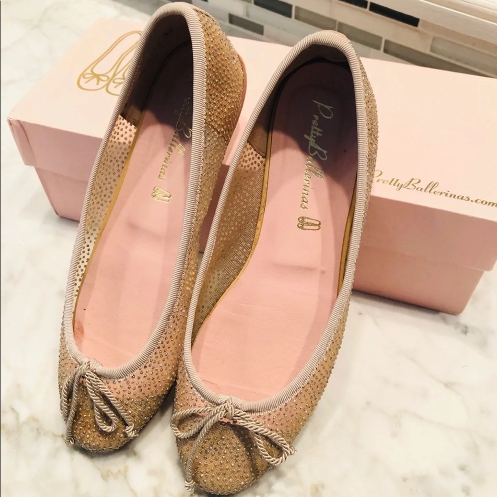 Pretty Ballerinas Nude Flats size 37